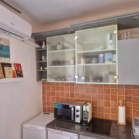 Appartamento Emilla By The Sea -